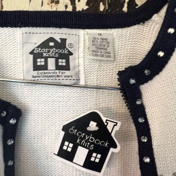 Storybook Knits NWT White Cardigan with ribbons and crystal embellishments 1X - Picture 4 of 9